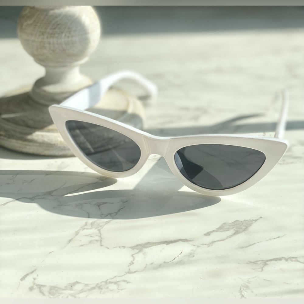 White Out Frames (New)